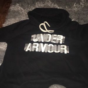 Medium tunnel neck sweatshirt.   NIKE